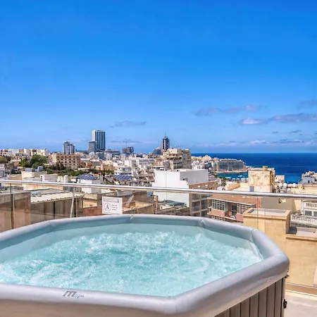 아파트 Skyline Soak, Views & Jacuzzi